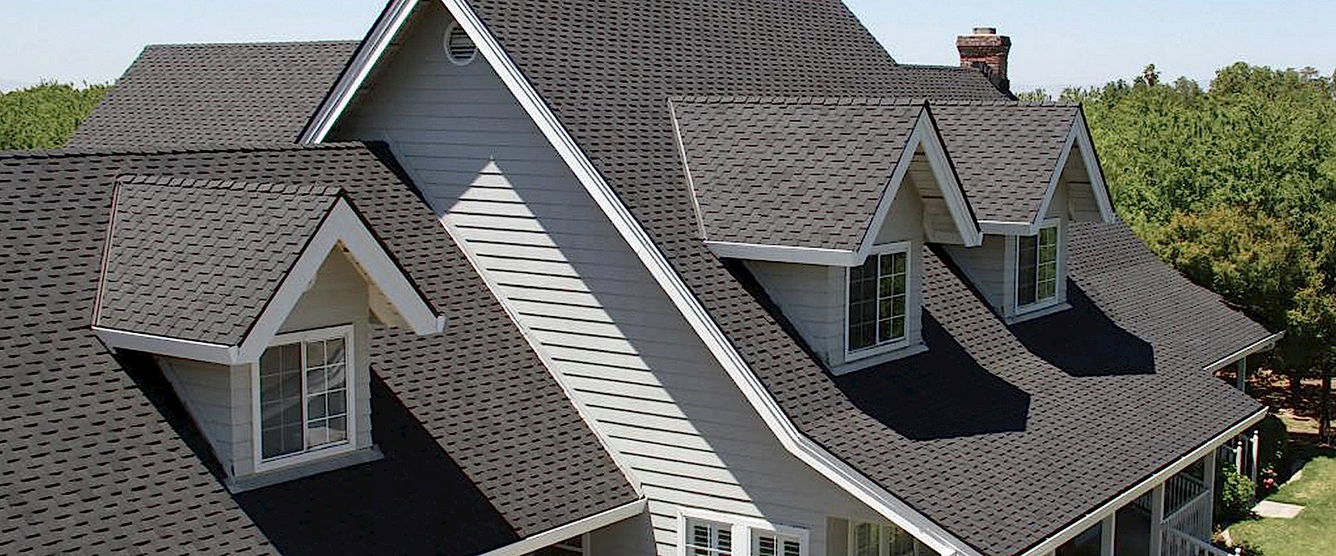 Kızılay Çatı Tadilatı-ŞAHİN ÇATI 0 532 546 41 76-Kızılay Çatı İzolasyonu-Kızılay Oluk Temizleme-Kızılay Sandviç Panel Çatı-Çatı Kiremit Aktarma-Kenet Çatı